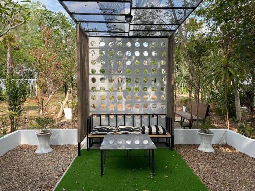 Garden, 356 Hostel in Thung Song