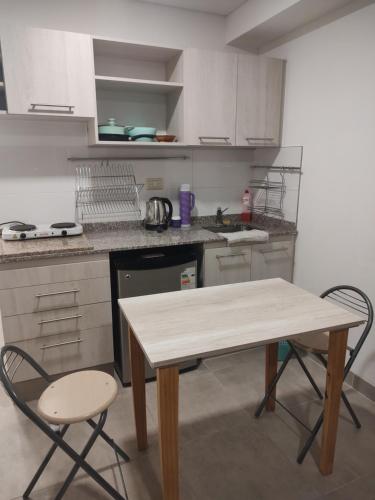 Double Room image 3