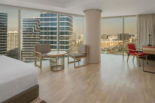 room detail thumbnail 1