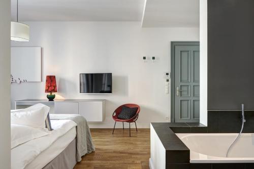 Gorki Apartments Room Type - Studio Apartment - 3