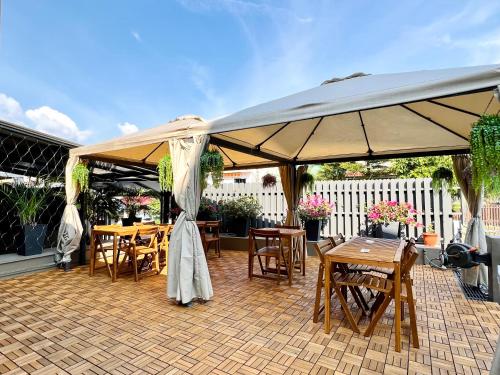 K2 Guest House in HarbourFront