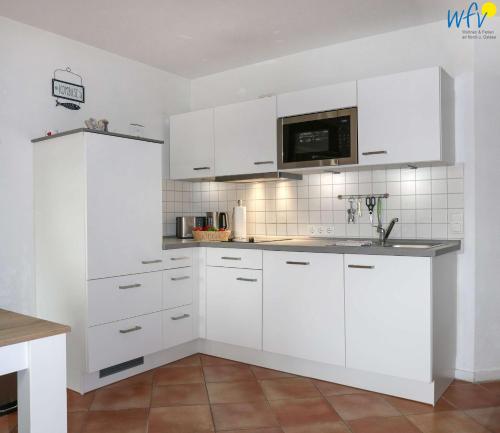 ห้องครัว, Ferienpark Seedorf Fischerhaus - Ferienwohnung 12 in อัลเทนซีน