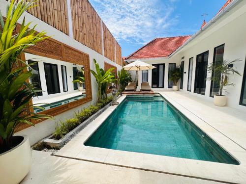 Beach Bliss: 4-Bed Villa Melodia, Canggu