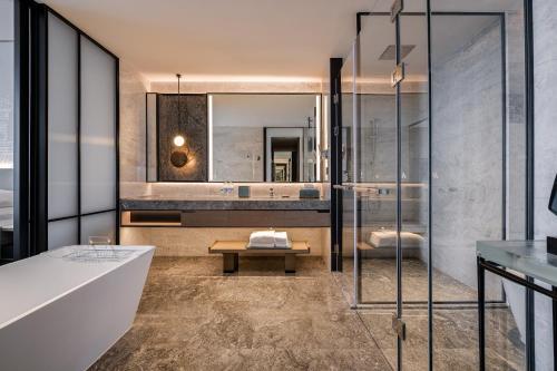 538331128 Wuhan Marriott Hotel Wuchang