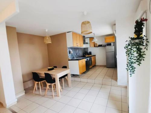 Le cosy montpellierain T3 avec parking in Oceanfront