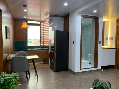 One-Bedroom Apartment image 7