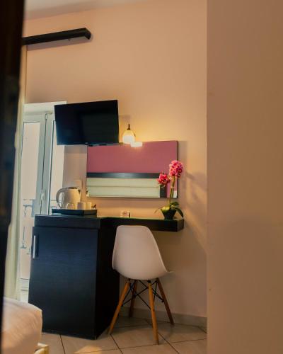 Hotel Kyani Akti - image 8