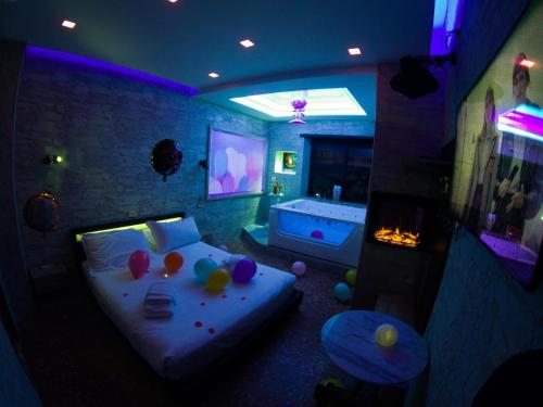 Il Gladiatore Room Type - Queen Suite with Spa Bath