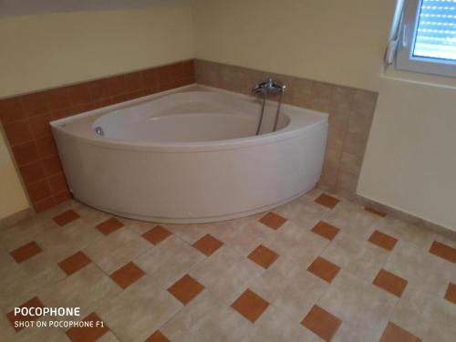 Villa Lisinski – Zadar, VA