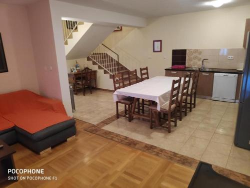 Villa Lisinski – Zadar, VA