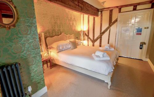 1 double bed