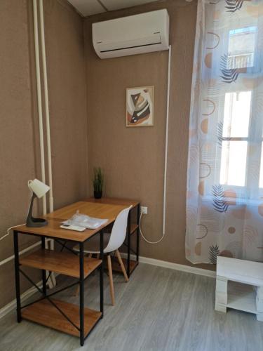 Lambo's Corner  in ฟาร์นา