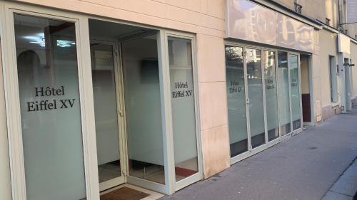 Hôtel Eiffel XV - image 4