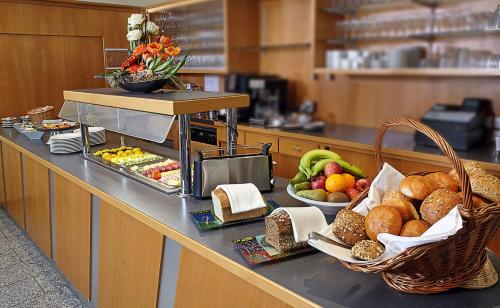 Food and beverages, Hotel & Residenz Am Kurpark in Schlangenbad
