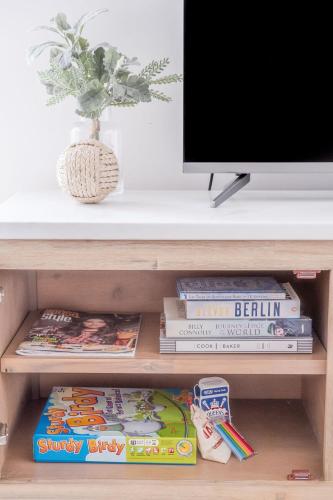Apartment image 8
