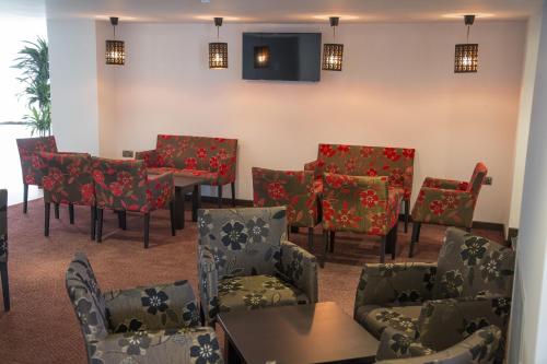 Ramada Milton Keynes - image 5