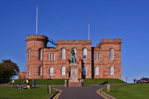 Dunhallin House - image 3