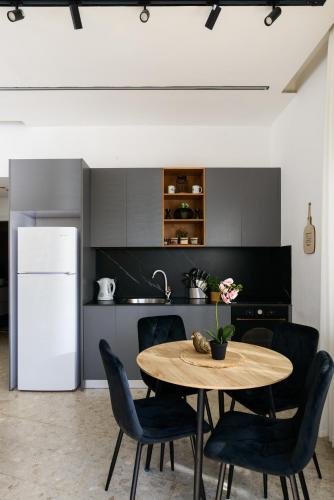 Bauhaus 2BR with Sea View & Balcony by FeelHome - image 3