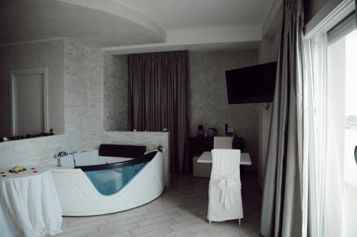 BlueBay Residence Resort 2