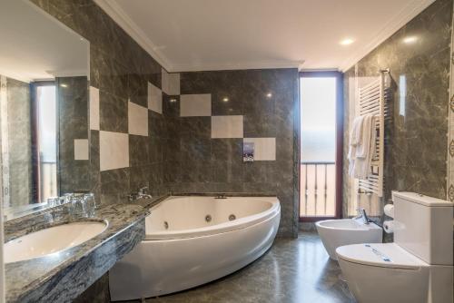 Fürdőszoba, Hotel Spa Villa Pasiega in Hoznayo