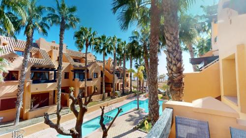 Holidoo Travel "Beach Haven"