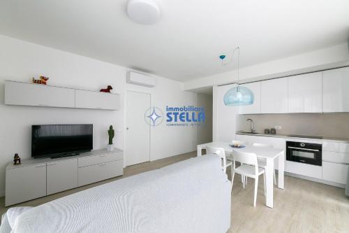 Apartment with Terrace image 9