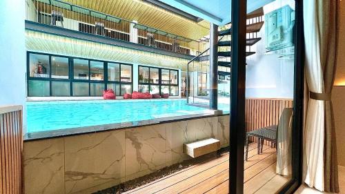 ทัศนียภาพ, โรงแรมทัวร์ เดอ ภูเก็ต (Tour De Phuket Hotel) in ป่าคลอก