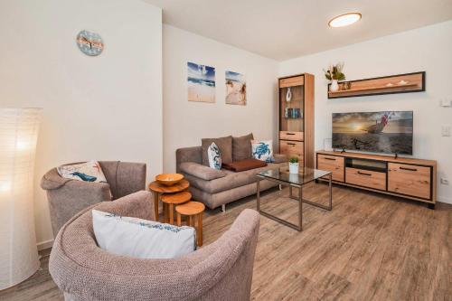 Apartment with Lake View