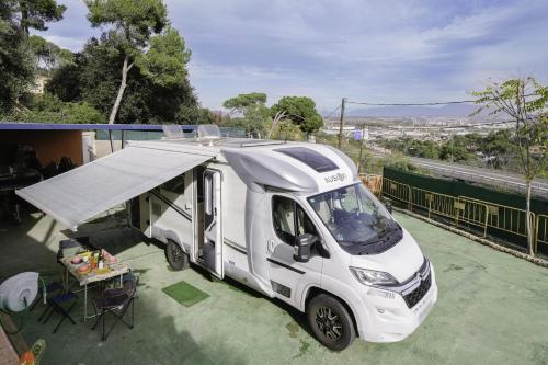 Autocaravana cerca de Barcelona