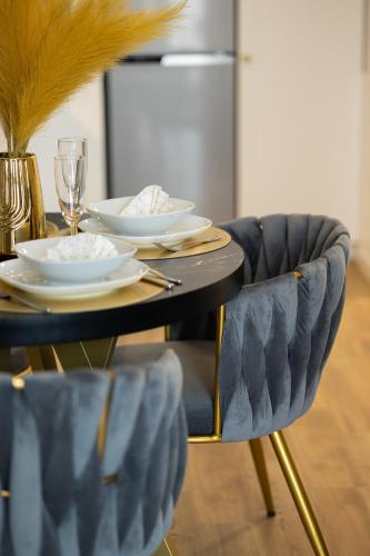 Elegant Apartment near Rondo ONZ by Renters Prestige - Warsaw