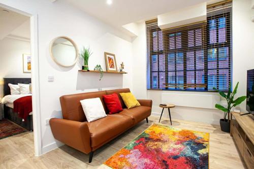 Super 2 Bed Apartment Close to Victoria Station, Manchester