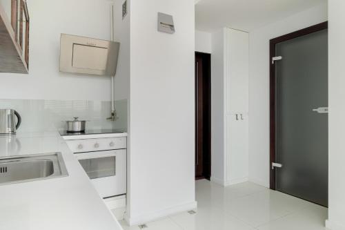 Katowicka Comfy Apartments next to Spodek by Noclegi Renters obrázok