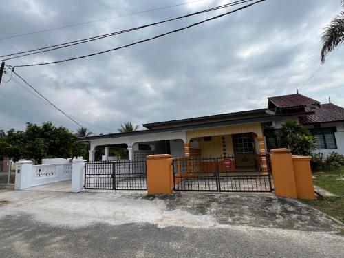 KicauanStudio#1 at Kuala Berang for 2Pax - Free Netflix & Wifi in Kuala Berang