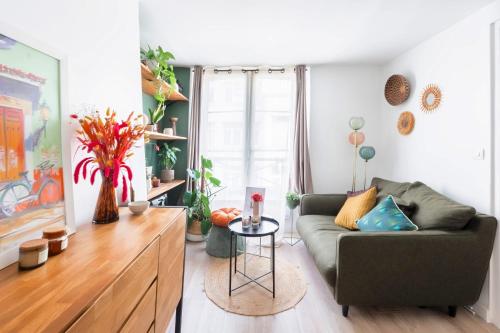 Bright colorful apartment in the heart of Paris - Welkeys - Location saisonnière - Paris