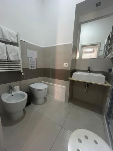 B&B AMARILLO - image 7