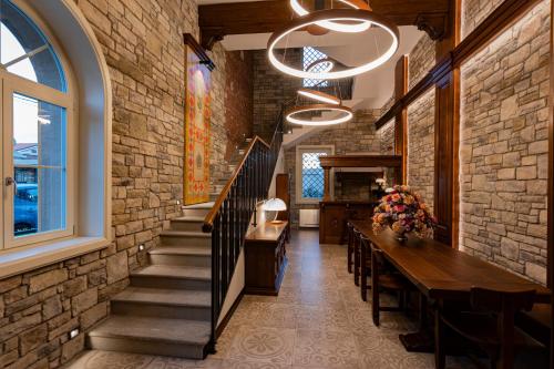 Iekārtas, Accomodation Hotel Castello Il Codirosso in Caronno Pertusella