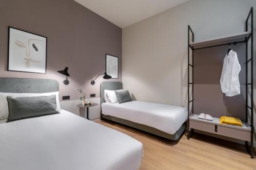 Aspasios Rambla Catalunya Apartments - image 2