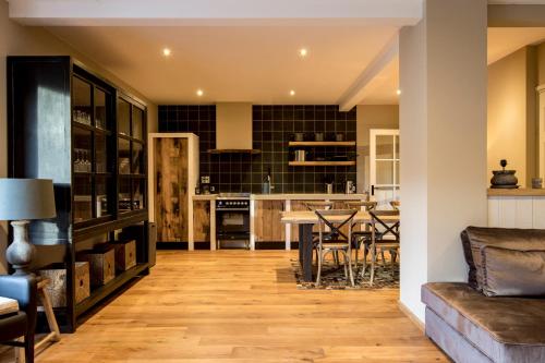 Kitchen, Wien's Villa Veluwe in Hoenderloo