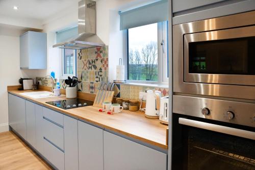 Facilities, Athelas, self catering cottage in Glaisdale