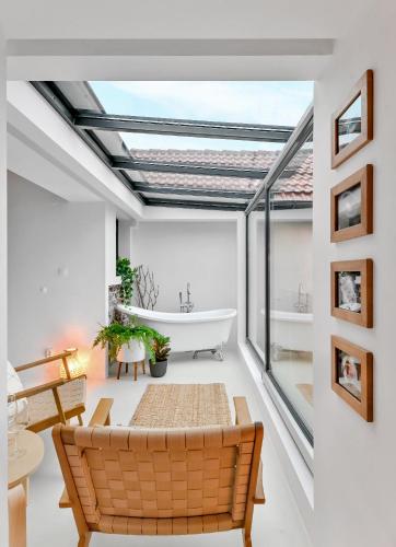 Dreamy Sunset Loft in Sofia City Center Room Type - One-Bedroom Apartment