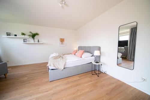 Apartment - Central with kitchen - Balcony - Fair, Neuss (foto 9)