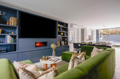 Luxury Fulham Townhouse with cinema room, Londres