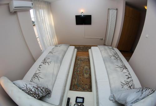 Hotel Fontana - image 4
