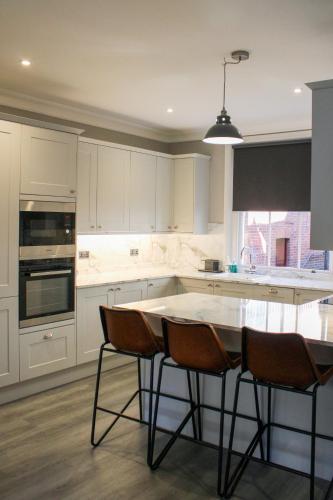 One Warwick Park Hotel - image 3