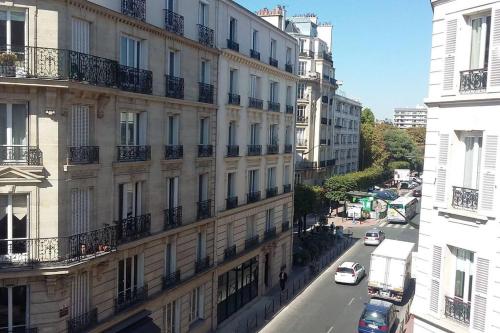 Large and cosy, Paris-Ouest