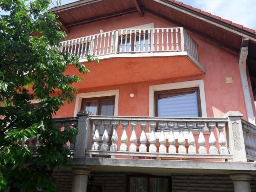Júlia Apartman, Balatonalmádi