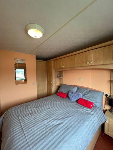 Spacious 2 bedroomed mobile home