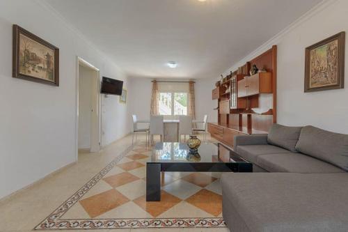 Amplio y luminoso apartamento con piscina Planta 0 N1 in El Mas Mates