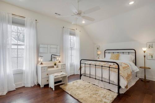 The SoFay Farmhouse- 1 MI From U of A in Fayetteville, USA