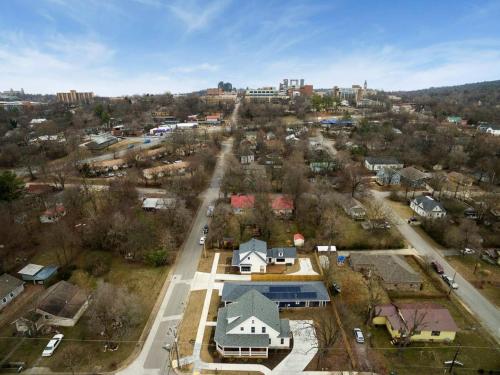 The Sofay Farmhouse – Fayetteville